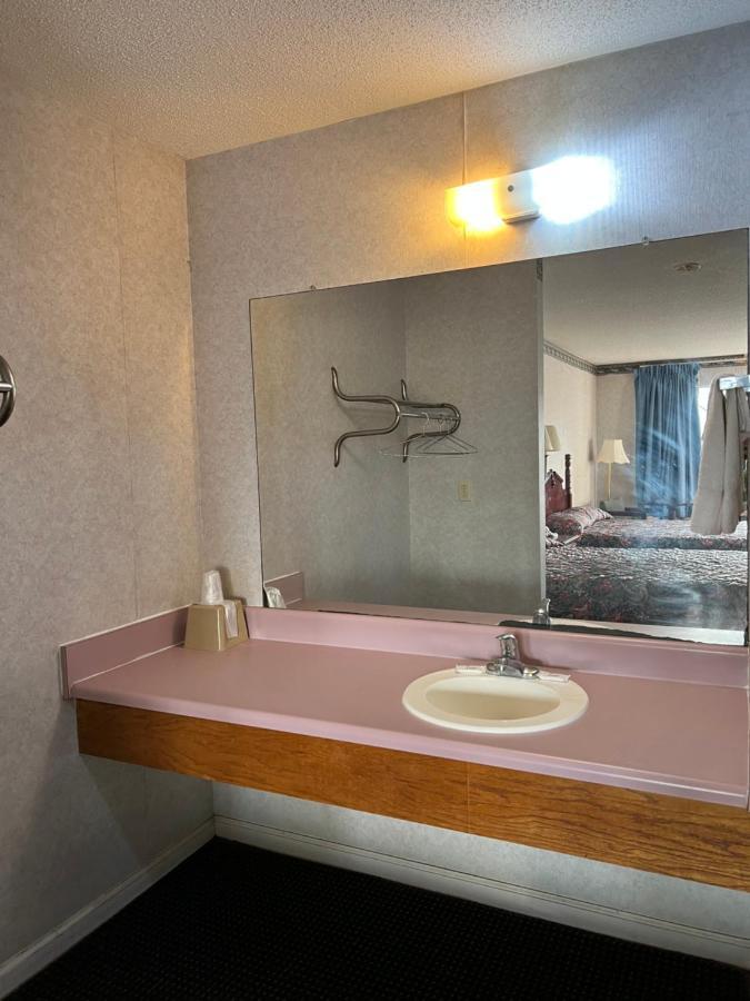 Magnolia Hotel